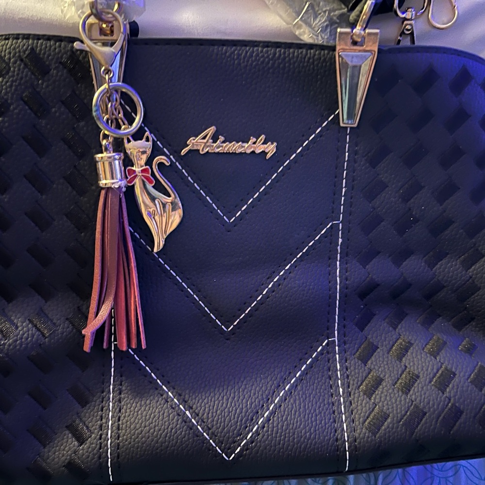 Alarion satchel purse - Picture 2 of 4